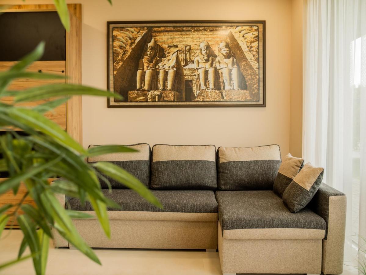 Panorama Superior Apartments - Pool, Garden, Parking Balatonalmádi المظهر الخارجي الصورة