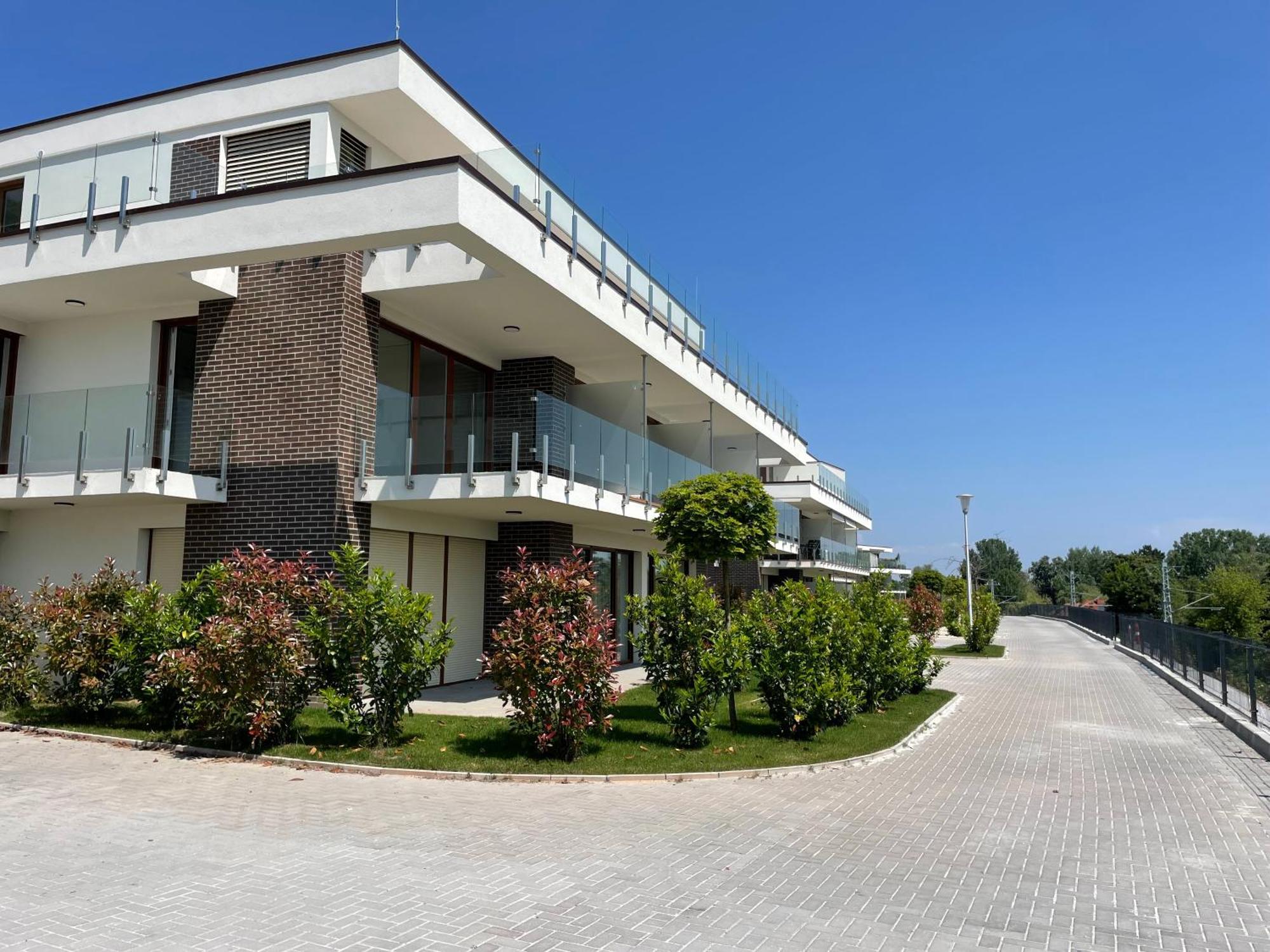 Panorama Superior Apartments - Pool, Garden, Parking Balatonalmádi المظهر الخارجي الصورة