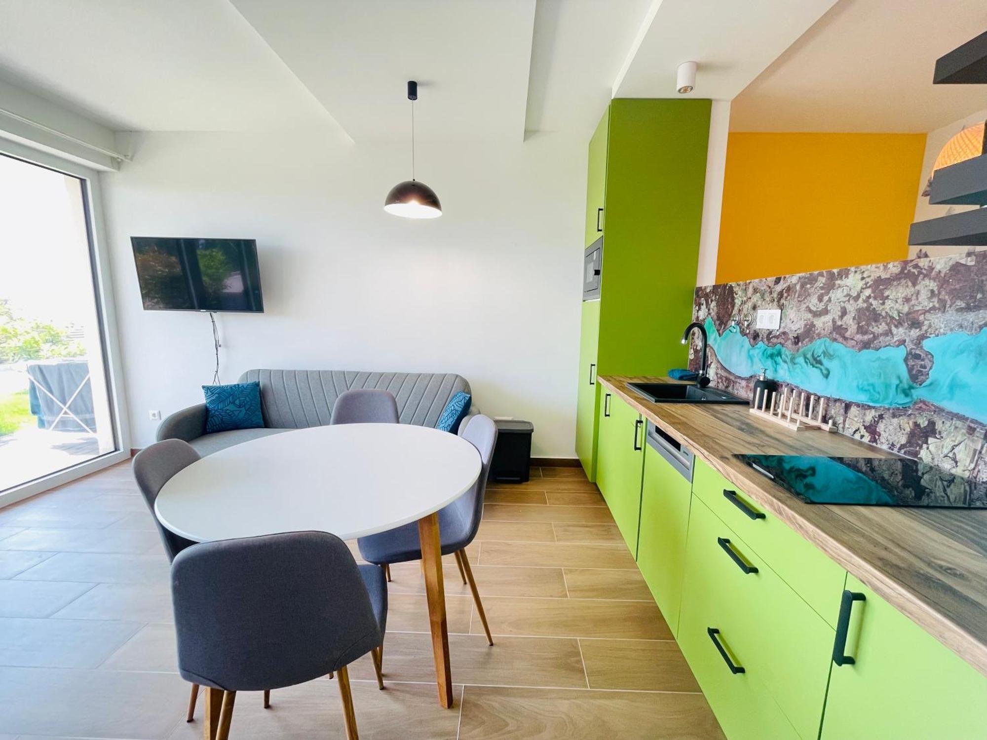 Panorama Superior Apartments - Pool, Garden, Parking Balatonalmádi المظهر الخارجي الصورة